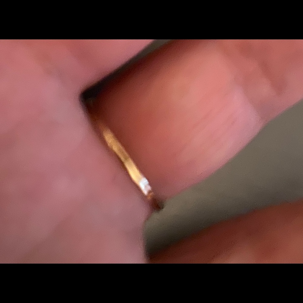 Engagement ring - Picture 9 of 11